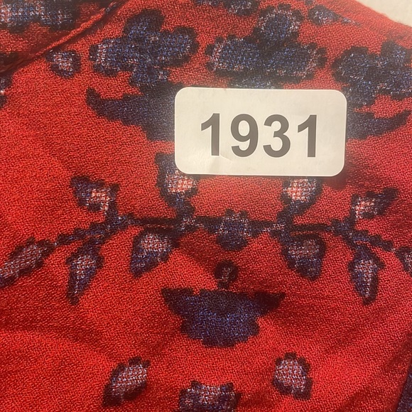 Luckys blouse - Picture 6 of 6